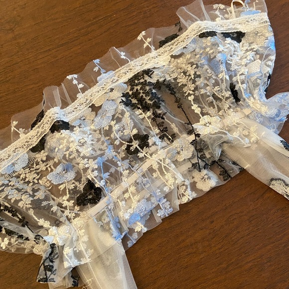 Tie Shoulder Crop Top - Picture 9 of 9